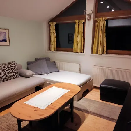 Haus Luzia カントリーハウス ライト・イム・アルプバッハタール