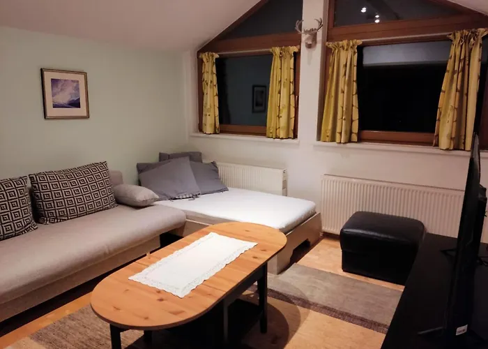 Haus Luzia منزل ريفي ريث ام الباختال