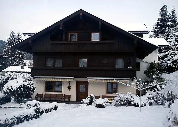 Haus Luzia منزل ريفي ريث ام الباختال